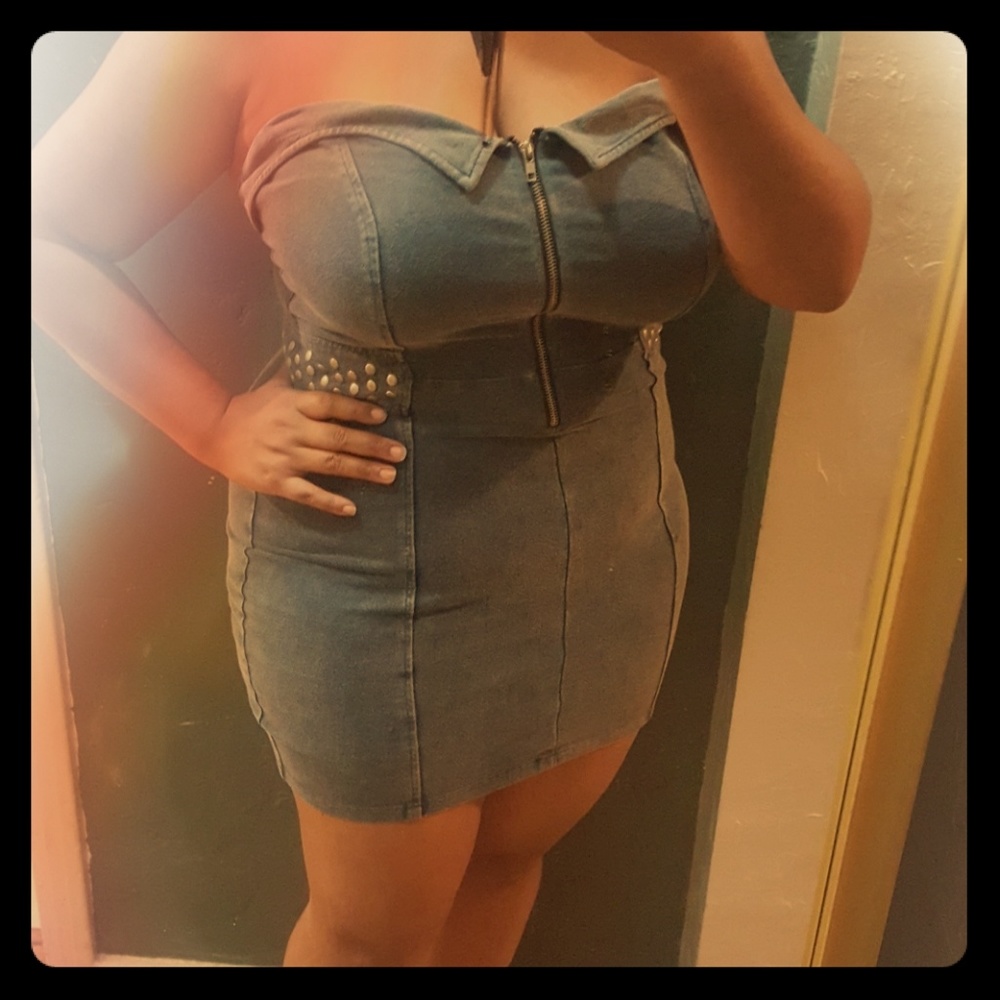 Sexy mini jean dress (great for curvy girls!)